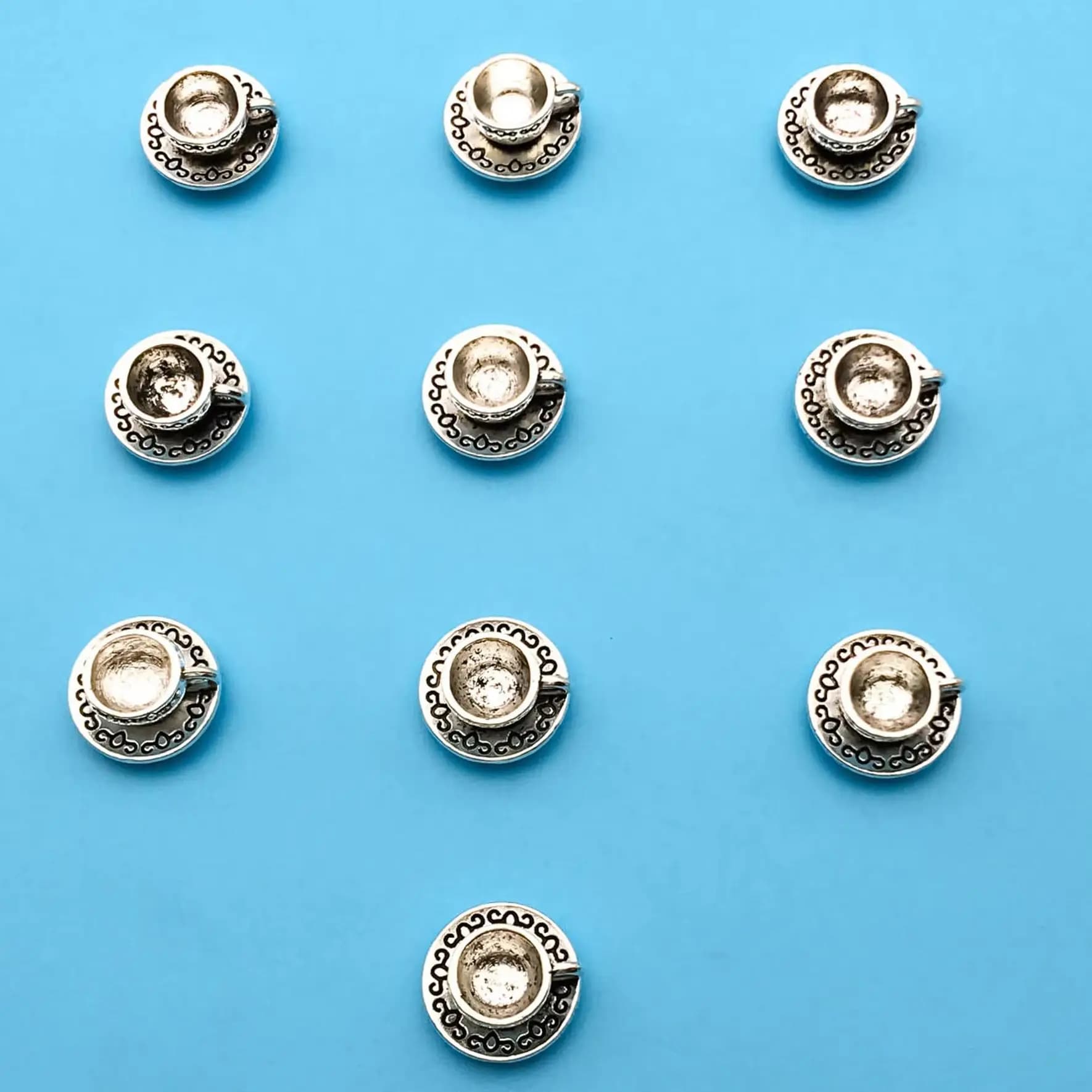 10/20pcs Mini Vintage Silvery 3D Tea Cup Charms Pendant For DIY Jewelry Making Crafting Accessory For Earrings Necklace Bracelet