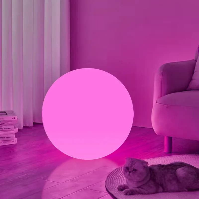 Lampada da tavolo a sfera RGB Lampada da atmosfera a sfera 16 colori dimmerabile AC o DC per la decorazione domestica Camera da letto Foyer Soggiorno Patio Party