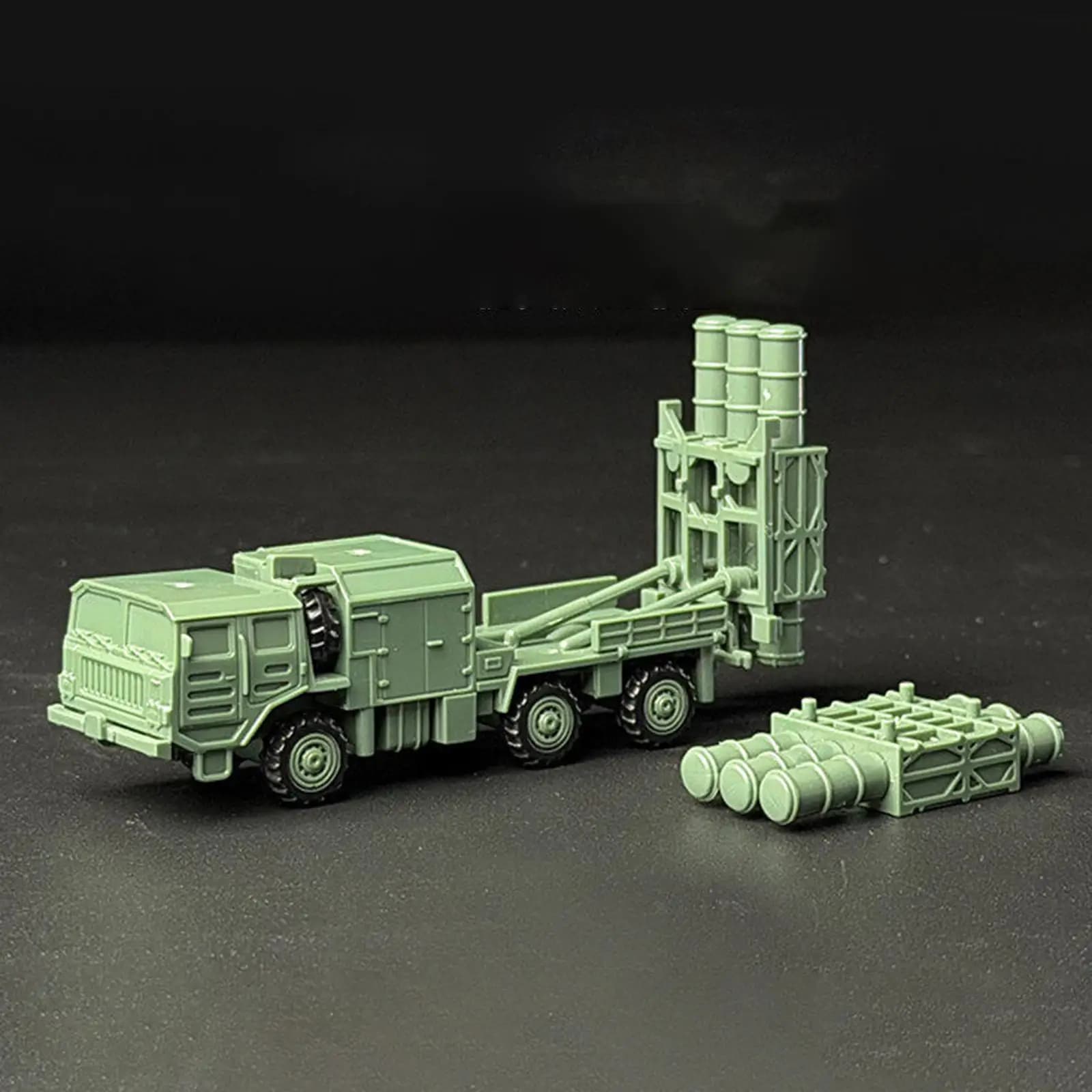 2 Pieces 1/144 Scale Armored Truck Model Puzzle Reconnaissance Vehicles Craft