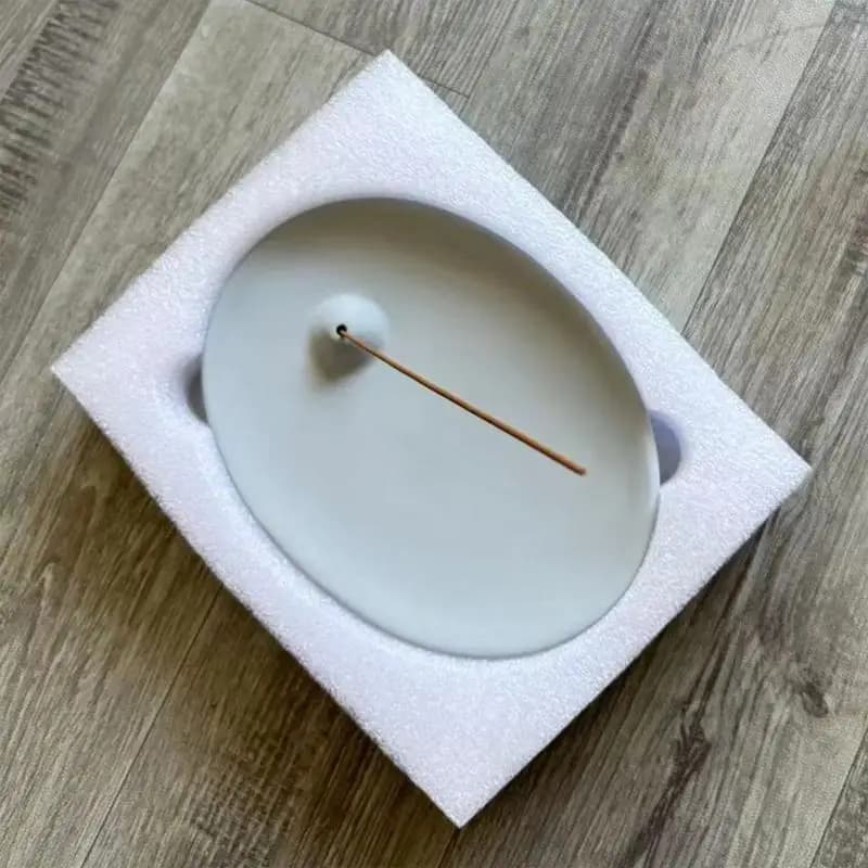 Porta bastoncini di incenso in ceramica da tavolo, vassoio per bruciatore di incenso, raccoglitore di cenere, ciotola decorativa per sbavature, per meditazione, yoga, stanza