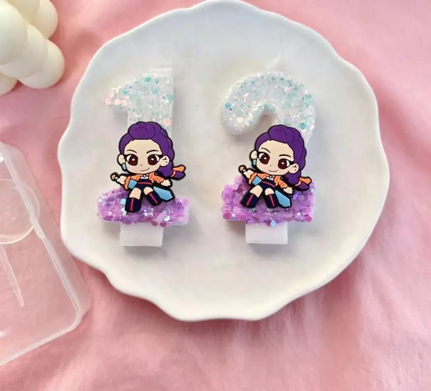 Candele a tema cartoni animati e anime, decorazioni per torte con candele numeriche da 0 a 9, feste di compleanno per bambini, regali creativi per le vacanze