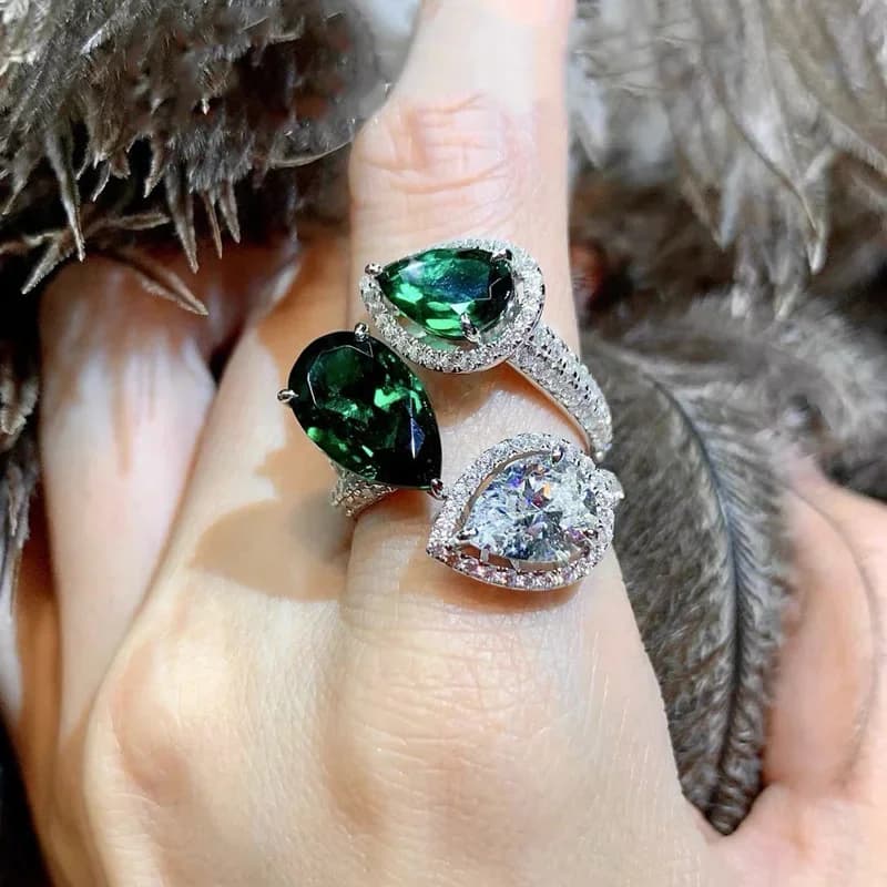 Anelli nuziali romantici in argento sterling 925 con timbro Anello aperto di fidanzamento in stile europeo vintage di lusso con pietra verde brillante