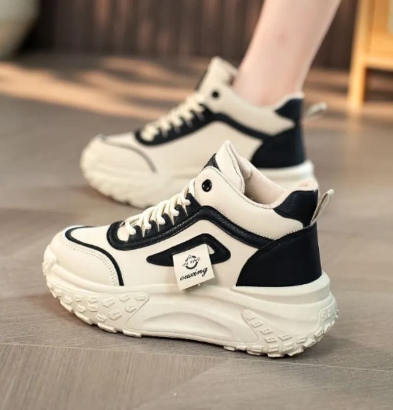 Sneakers da donna con plateau invernale con pelliccia moda scarpe antinfortunistiche sportive calde da donna Comfort Running stivaletti da Skateboard con suola spessa