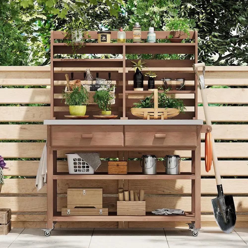 Resistente tavolo da giardino in legno alto 64,9 con ruote bloccabili, armadietto portaoggetti e portasciugamani in marrone