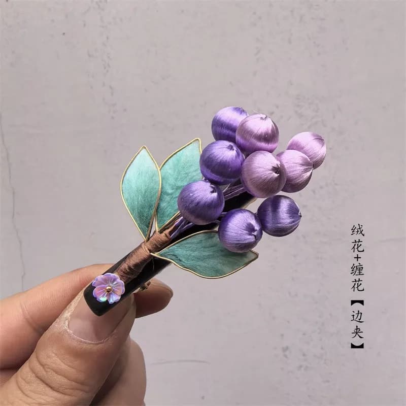 Purple hair clip with silk velvet flower finishes made by hand, fashionable design, accessories for hair purple grapes in the shape of wine