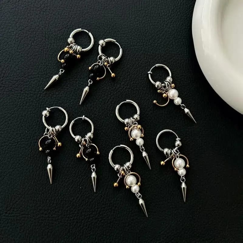 Punk gotico colore misto geometria in acciaio inossidabile ferro di cavallo rivetto per unghie imitazione perla nappa orecchini pendenti per gioielli da donna