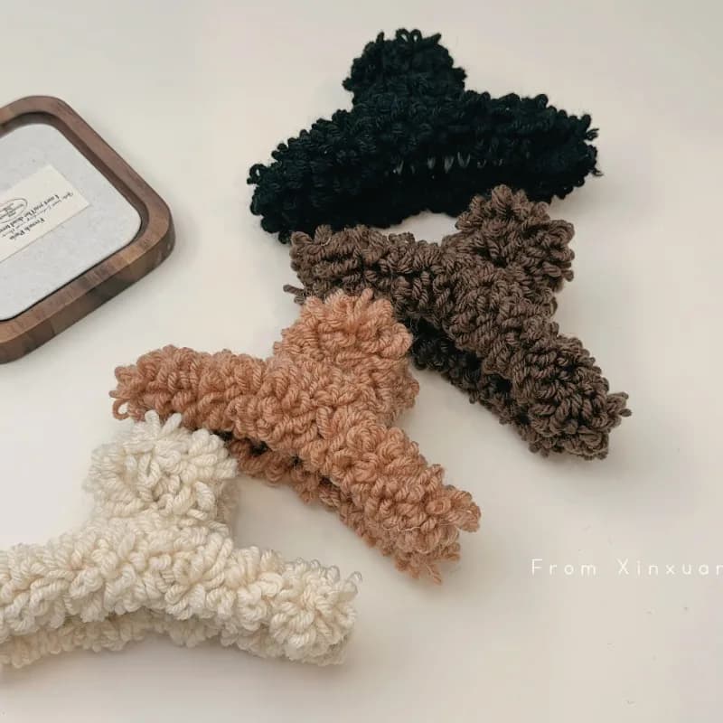 Clip per afferrare in peluche di lana semplice clip per capelli con disco in tinta unita clip per squalo autunno e inverno accessori per capelli temperamento forcina nuovo copricapo