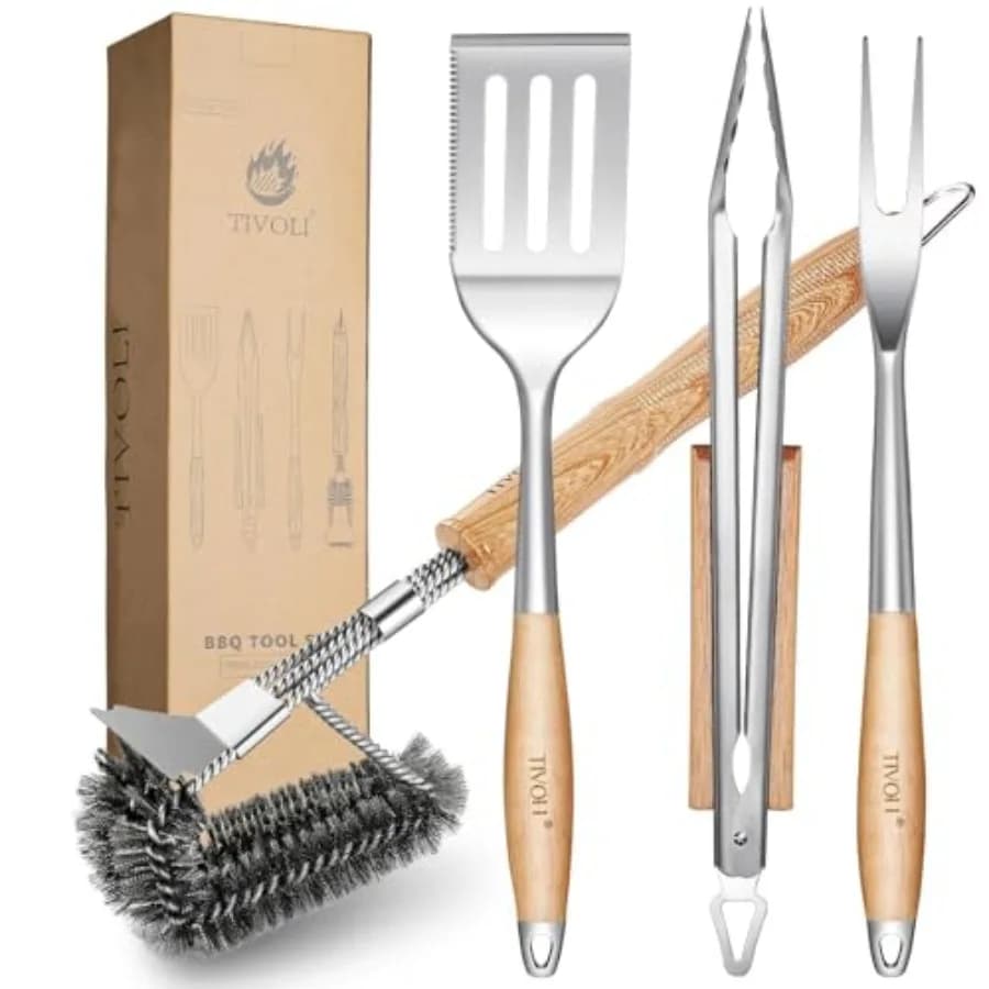 Set di Accessori per Barbecue TIVOLI, Utensili Resistenti con Spatola in Acciaio Inox, Pinze, Forchetta, Spazzola per Pulizia, Manici in Legno
