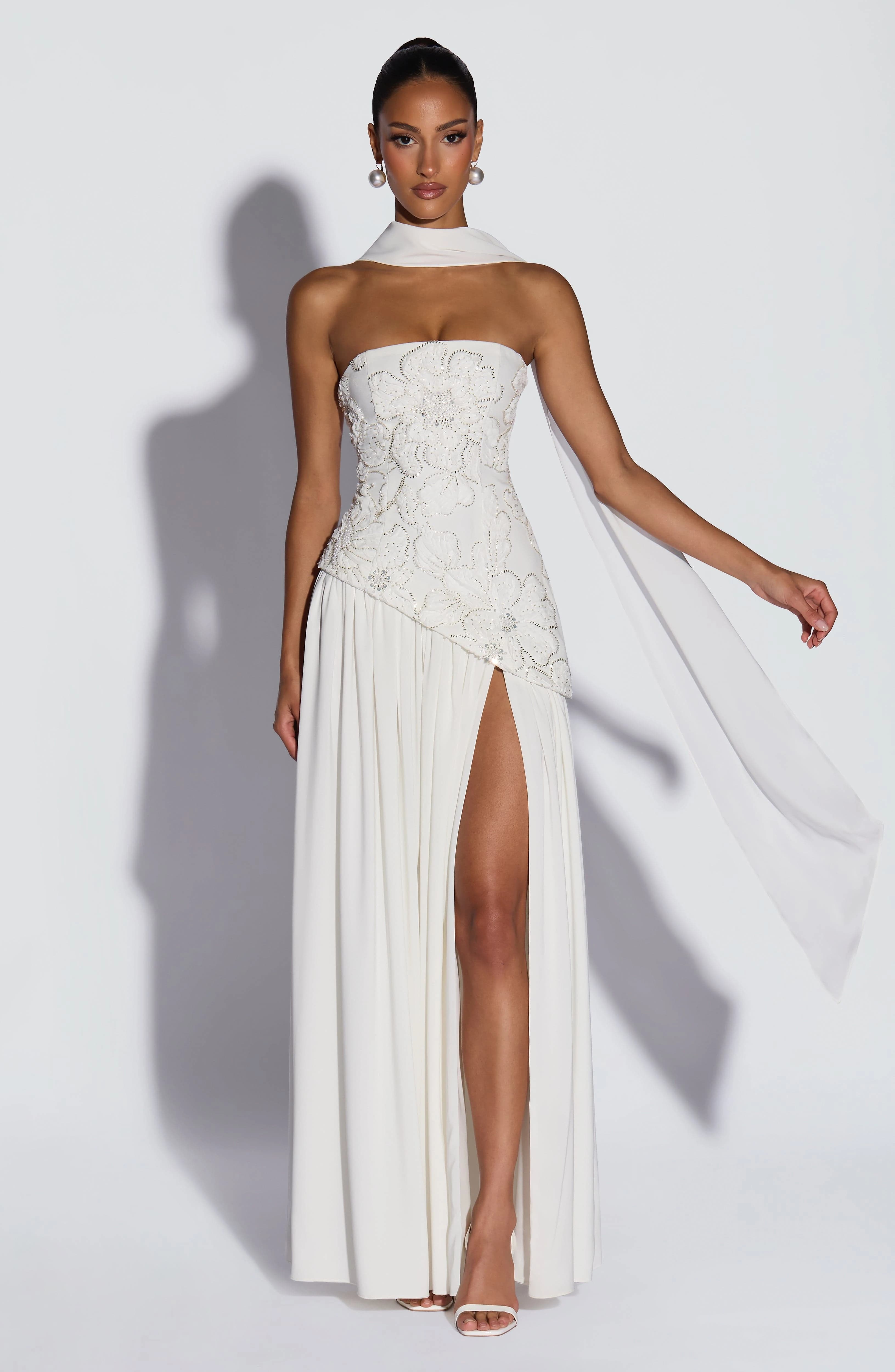 Elegant Tube Top Corset Long Dress 3D Floral Rhinestone Embroidery High Split Maxi Dress With Scarf Bridal Reception Party Gown