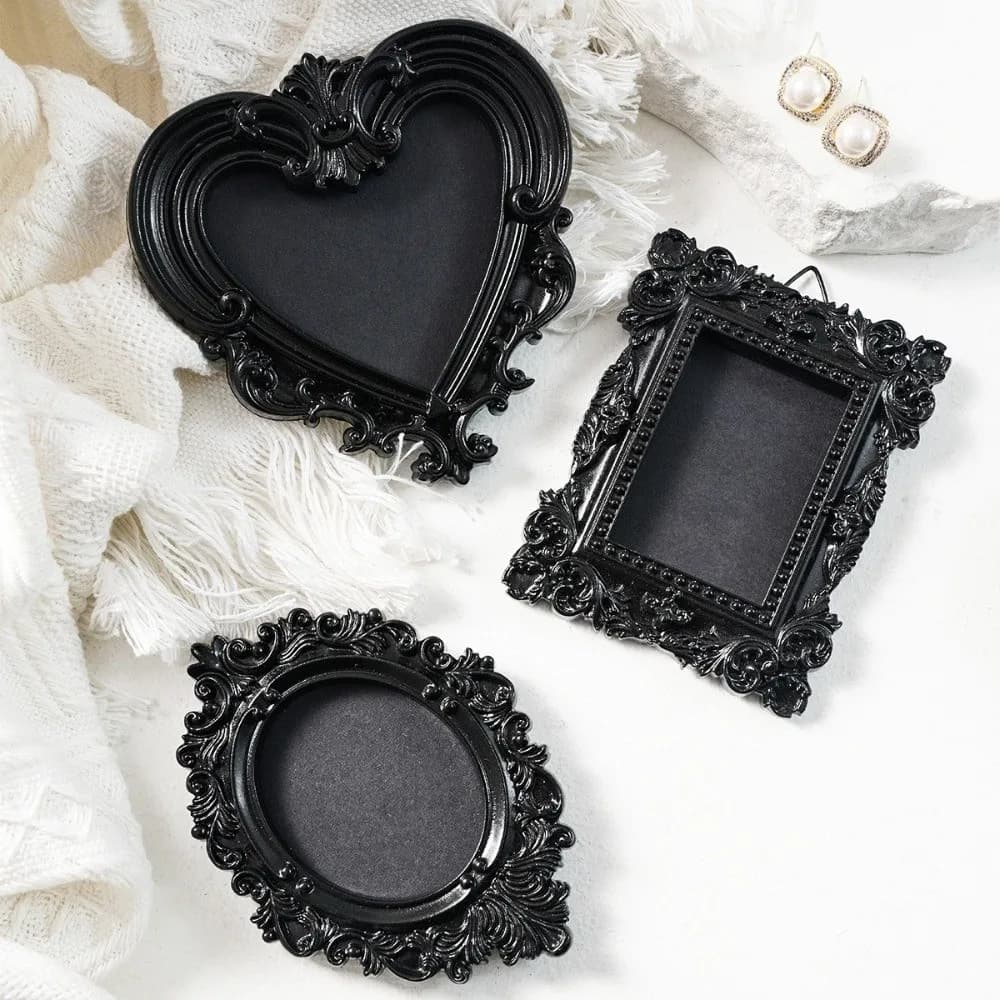 Hanging Mini Photo Frames Resin Photographic Props Vintage Picture Frame Black Baroque Ornate Memory Display Frames Gifts