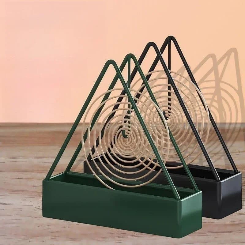 Nuovo vassoio triangolare in ferro per spirali antizanzare da 12×4×15 cm | Porta Incenso Repellente per Casa, Esterni e Campeggio Estivo