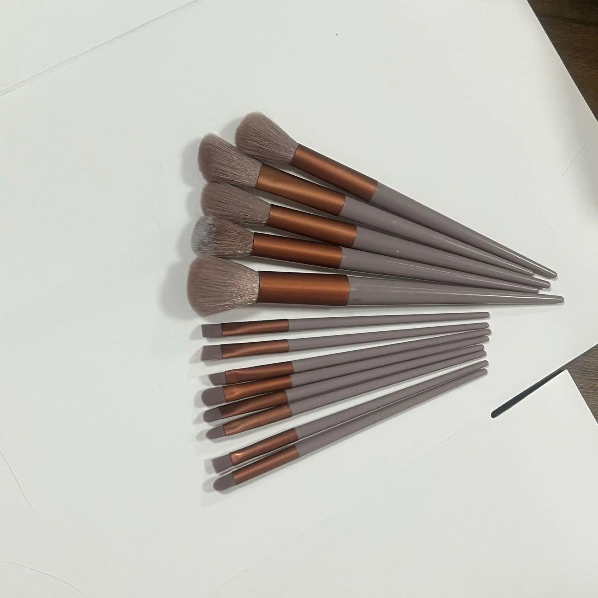 13pcs Makeup Brushes Eyeshadow Brush Stippling Brush Concealer Highlighter Liquid Foundation BB Cream Brush Beauty Tools