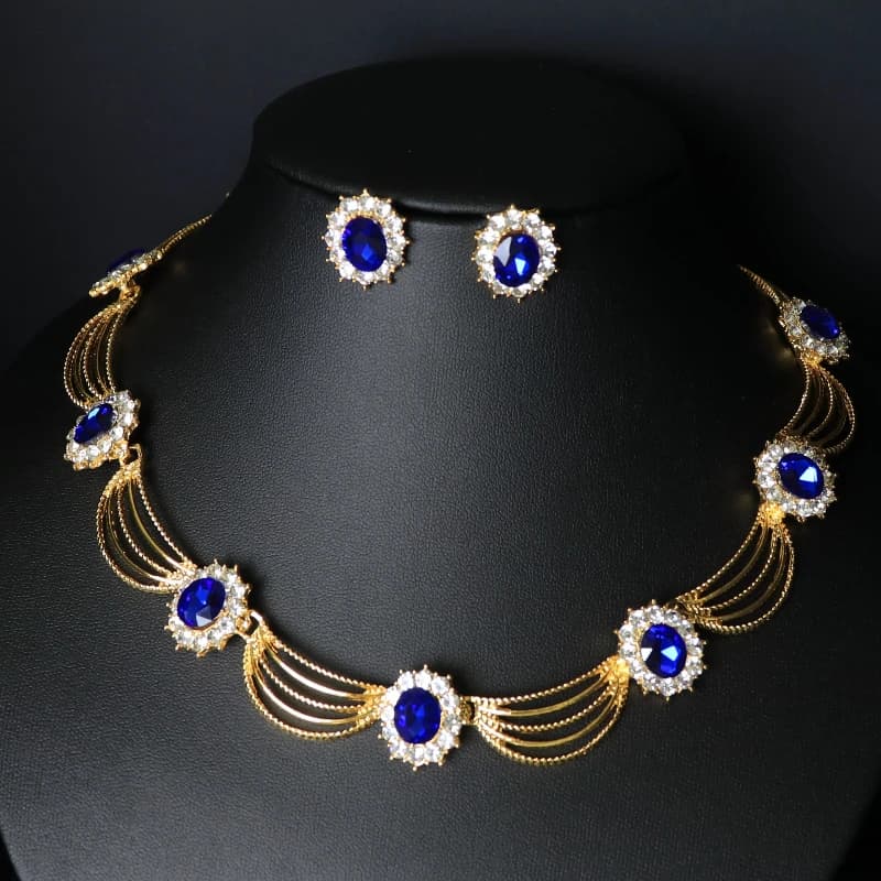 Set di Collana e Orecchini con Strass in Vetro, Elegante e Personale, Adatto per Abiti da Donna, Banchetti e Feste, Accessori di Gioielleria