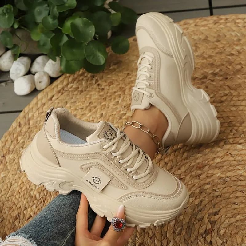 Sneakers da donna classiche con punta tonda, inserti in similpelle, allacciatura, suola ondulata, per uso quotidiano all'aperto, tomaia testurizzata, modello basso cucito