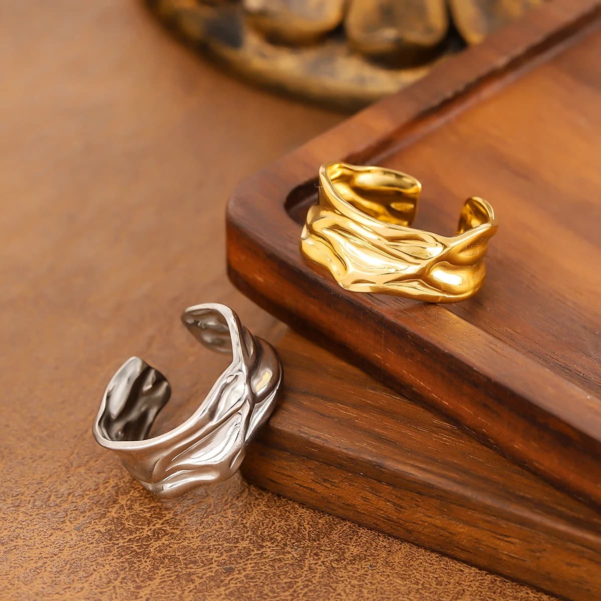 Light luxury irregular gold-plated stainless steel ring, waterproof and non-fading heavy metal, with adjustable finger ring