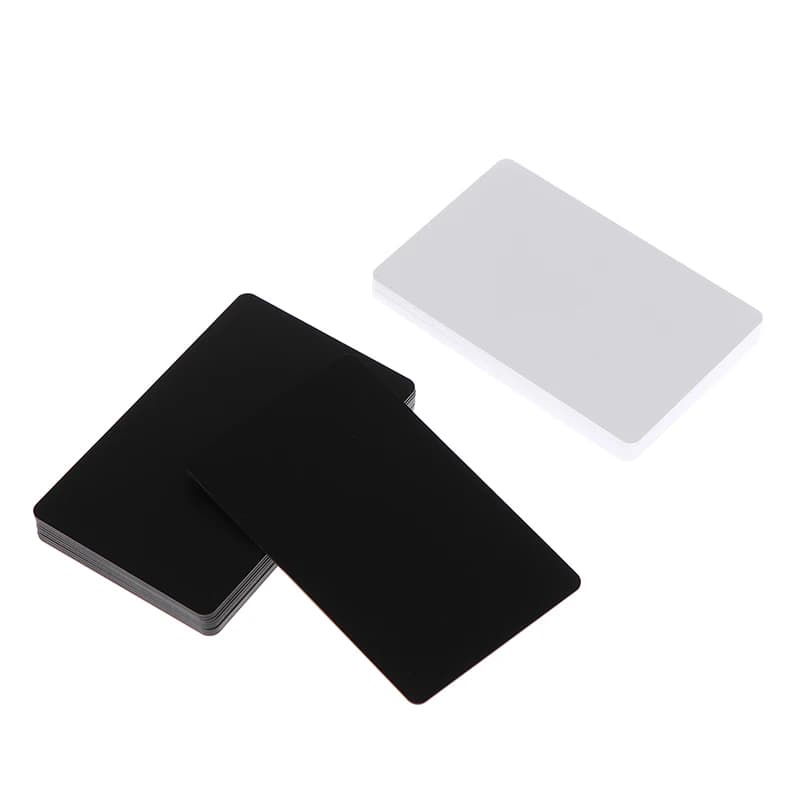 Offerta Speciale: 5/10 Pezzi Carte NFC215 Bianche e Nere Riscrivibili, Carte NFC NT-AG215 in PVC, Schede Vuote Facili e Comode da Programmare, Biglietti da Visita NFC