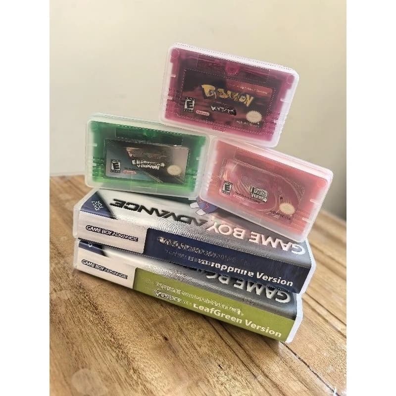 Cartuccia di Gioco in Lingua Inglese Serie Smeraldo Zaffiro per GBA GBC GB NDSL GBM SP Rubino Rosso Fuoco per Console
