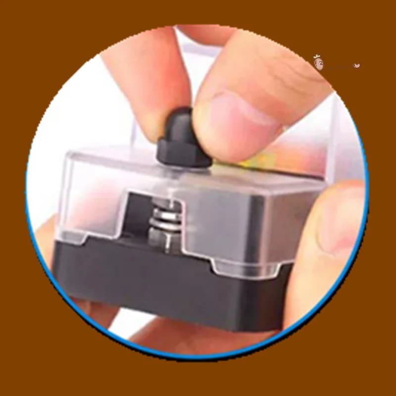 Blocco portafusibili a lama a 6 vie con sbarra collettrice negativa 12V ATC/ATO scatola fusibili standard etichetta adesiva copertura impermeabile per auto marine