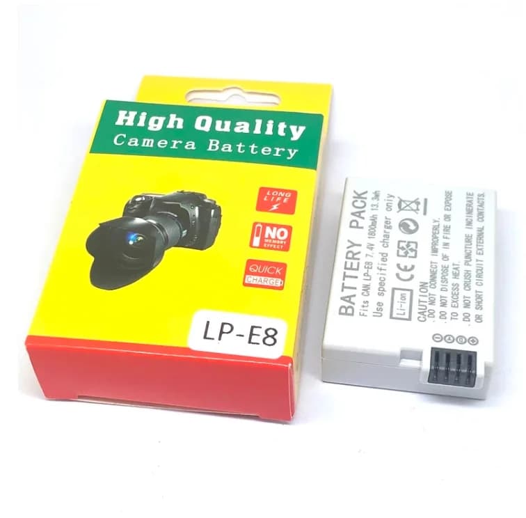 LP-E8 LPE8 LP E8 batteria per fotocamera per Canon EOS 550D 600D 650D 700D X4 X5 X6i X7i T2i T3i caricatore USB