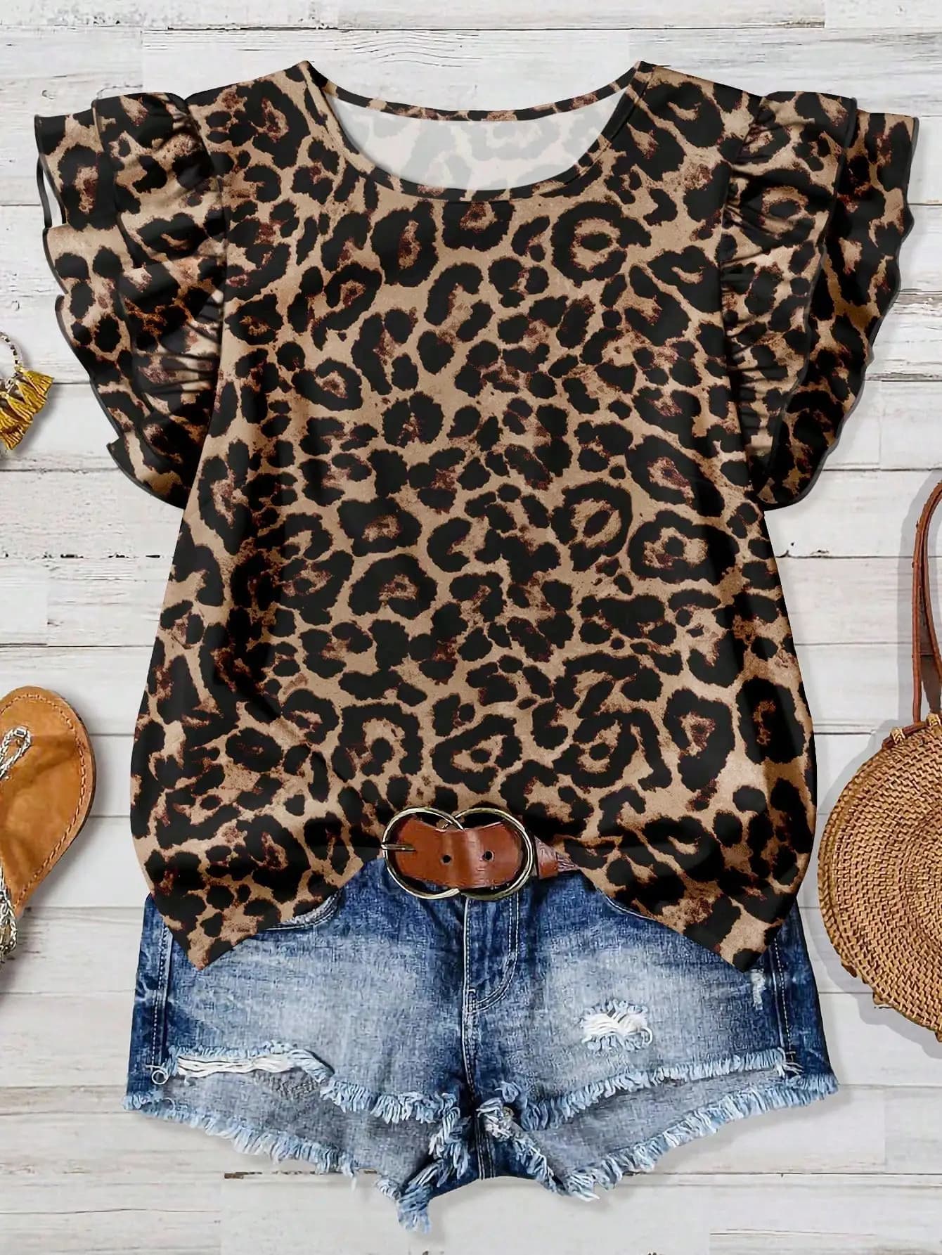Women's blouse with volant sleeves with leopard print, autumn casual top with round neckline