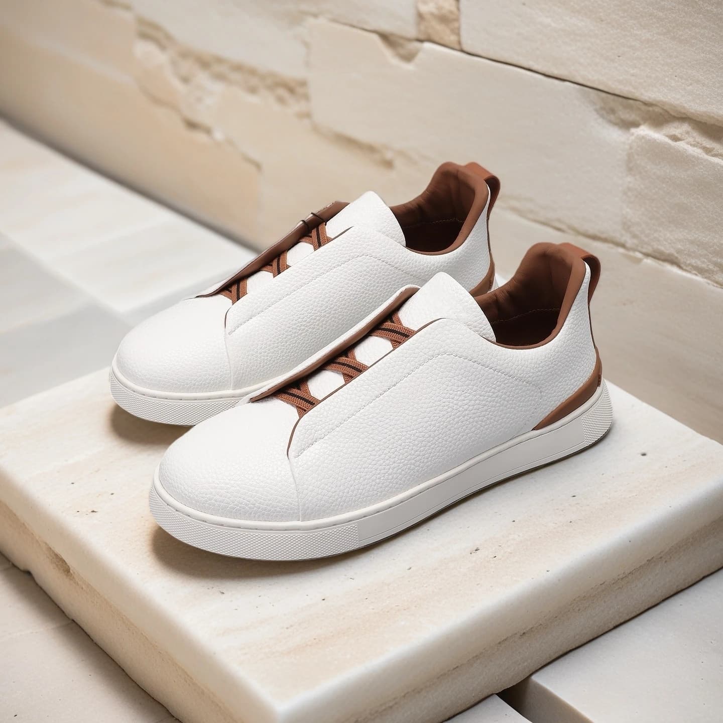 Luxury Brand Men Shoes, casual sneakers, slip-on leather shoes, breathable and durable moccasins, holiday gifts