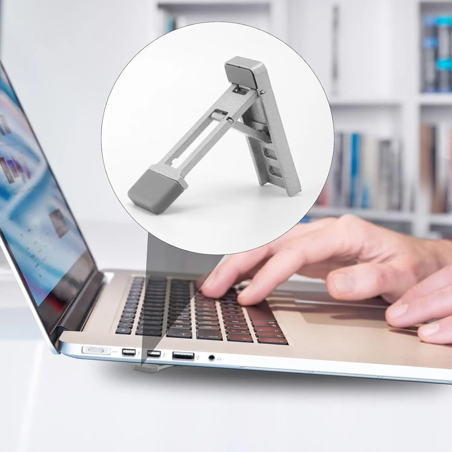 Supporto Pieghevole per Tastiera 2 Pezzi, Regolabile e Inclinabile, Piedini Portatili Mini per Laptop, Sollevatore Ergonomico per Tastiera da Scrivania