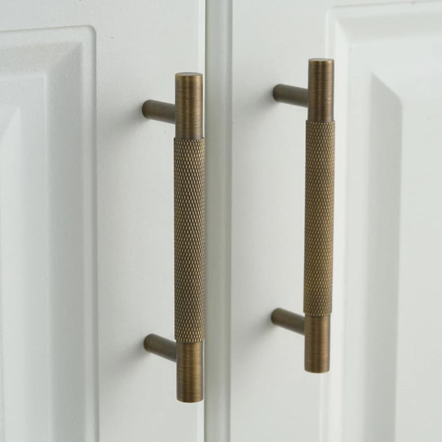 Maniglie in ottone massiccio vintage zigrinate nordiche per mobili Maniglie in bronzo per guardaroba e cassettiere Maniglie lunghe per mobili