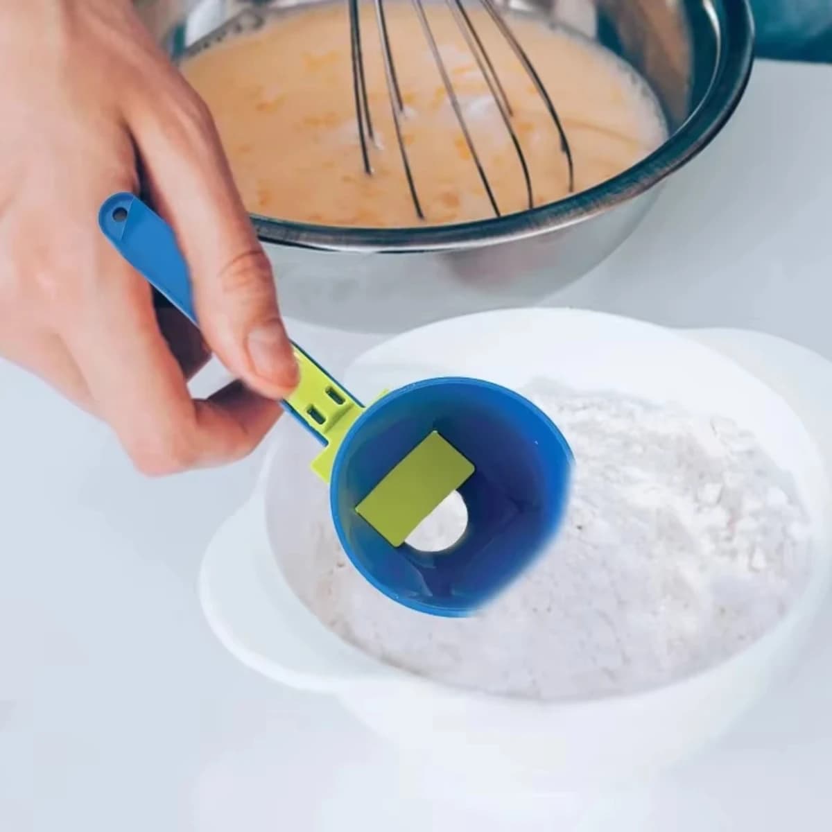 Durable PP Material Mess-Free Protein Powder Scoop - Sliding Funnel for Milk & Supplements, Kitchen Gadget for All Occasions2026