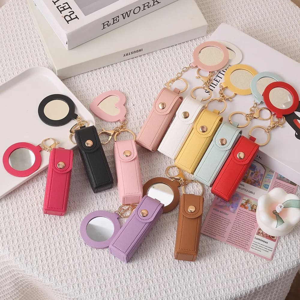 Portable PU Leather Lipstick Box, Key Chain, Detachable Mini Round Mirror, Snap on Lipstick Protective Case, Hanging Decoration