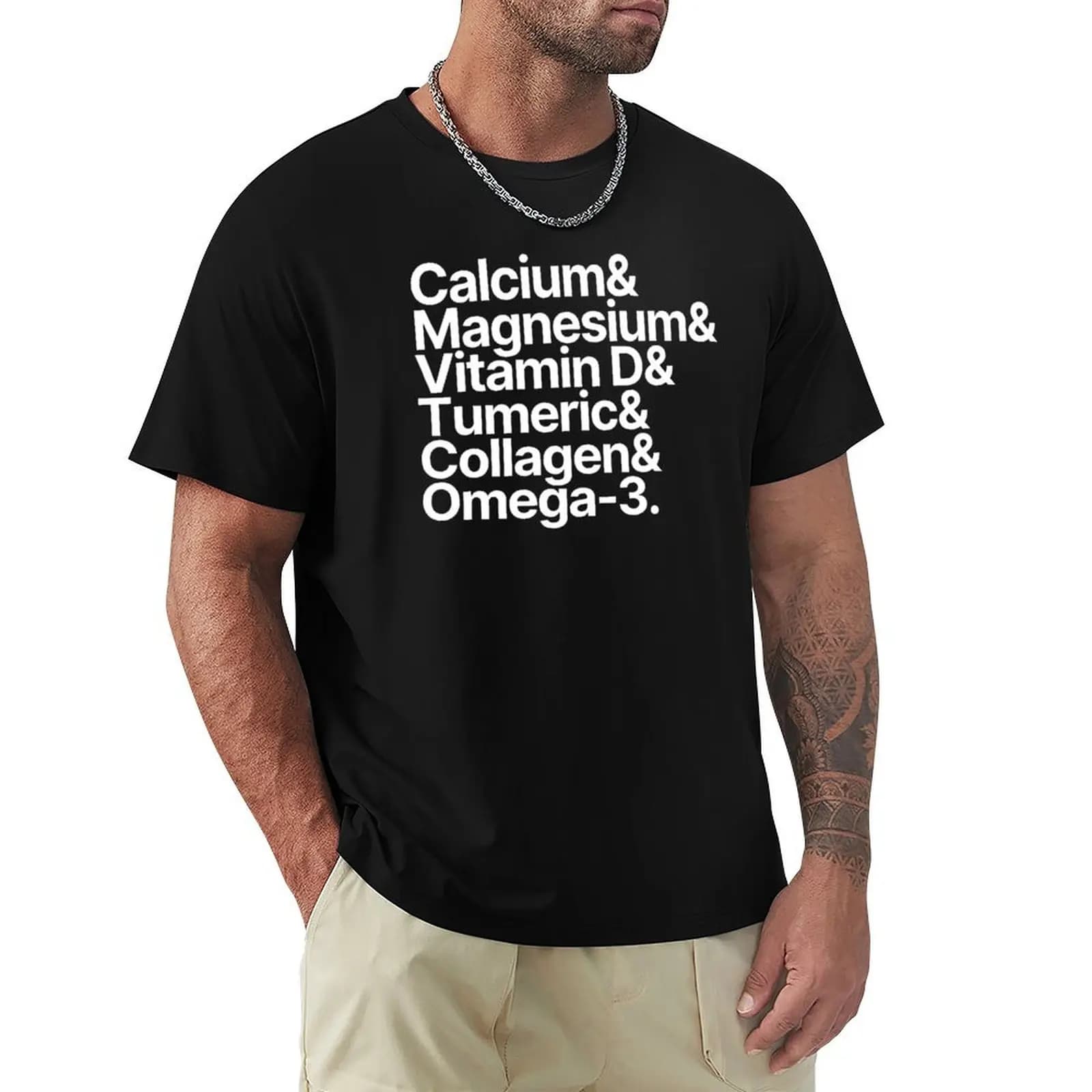 Integratori per la Salute: Calcio, Magnesio, Vitamina D, Curcuma, Collagene, Omega-3 - T-Shirt con Stampa Originale Casual