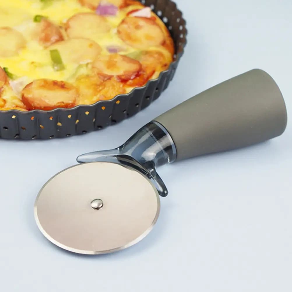 Professional Stainless Steel Pizza Wheel Cutter Ergonomic Handle Easy Clean Baking Tools Kitchen Gadget Pizza Cutter Wheel Bread