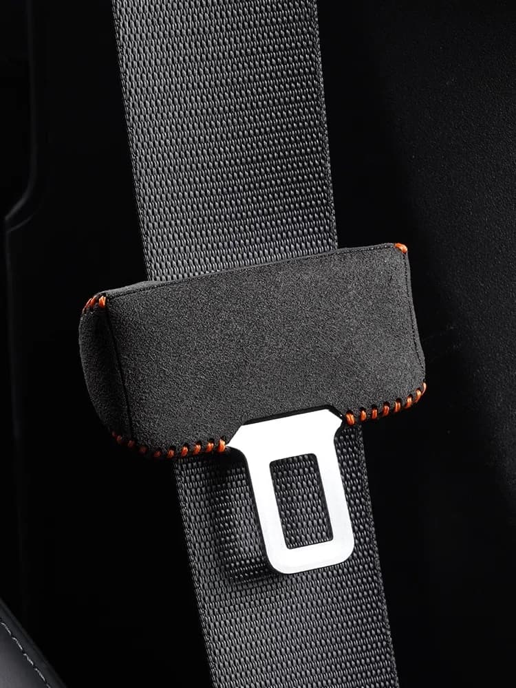 Internal Safety Belt Clip for Car Buckle Safety Belt Suede Protective Case Anti-stripe Accessories Modified