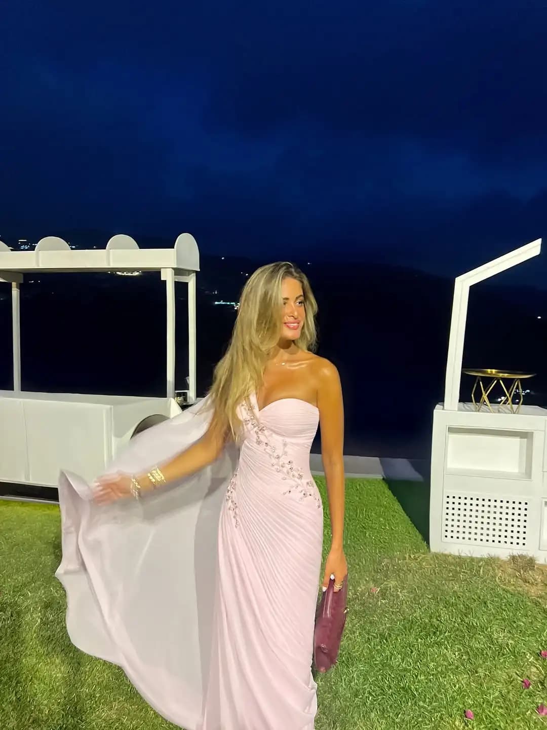 Xijun Abiti da sera a sirena in chiffon rosa Sweetheart Abiti da ballo pieghettati con una spalla Abiti da ballo formali in Arabia Saudita Personalizz