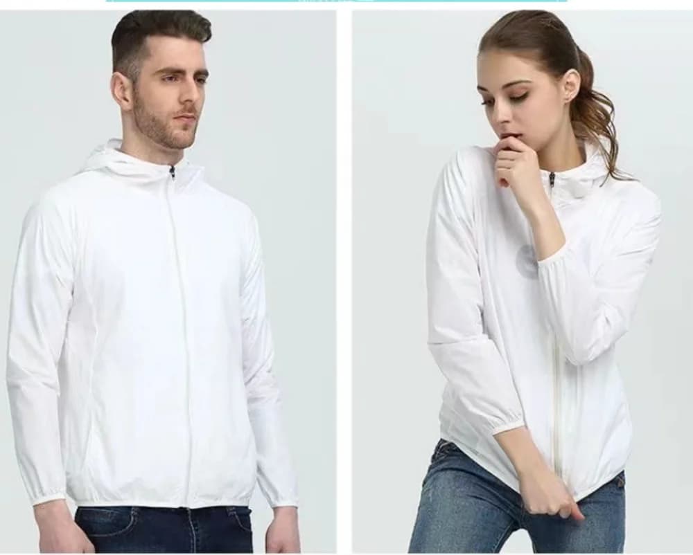 Giacca da Sole per Uomo Delicata sulla Pelle Verde Menta Sottile con Cappuccio Antivento e Protezione UV per Uso Quotidiano Casual