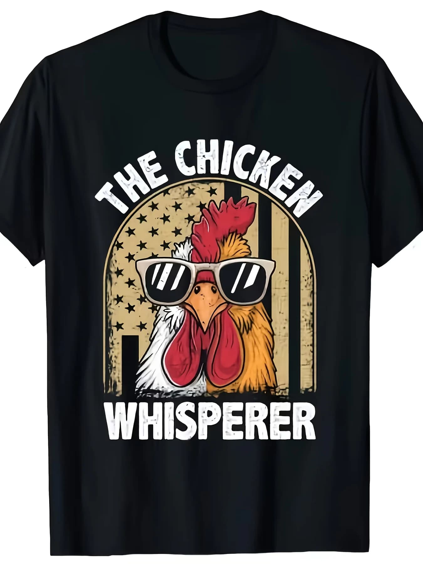 T-shirt 'Rooster Whisperer' - Una maglietta nera comoda per tutte le stagioni con un vivace disegno di gallo, lavabile in lavatrice