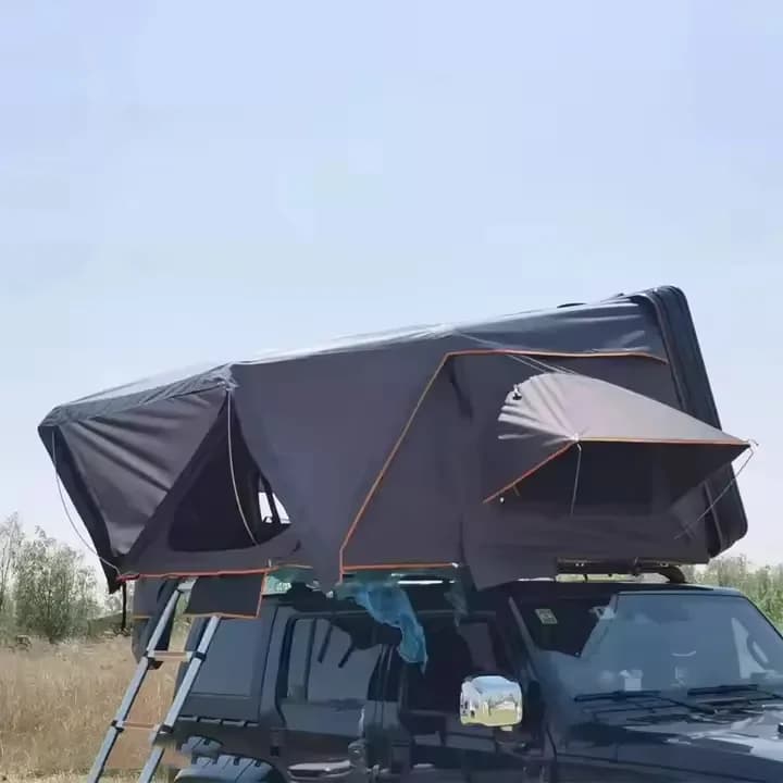 Tenda da tetto con guscio rigido in alluminio a conchiglia aperta laterale impermeabile con installazione rapida Tenda da tetto per 3-4 persone per campeggio fuoristrada 4x4