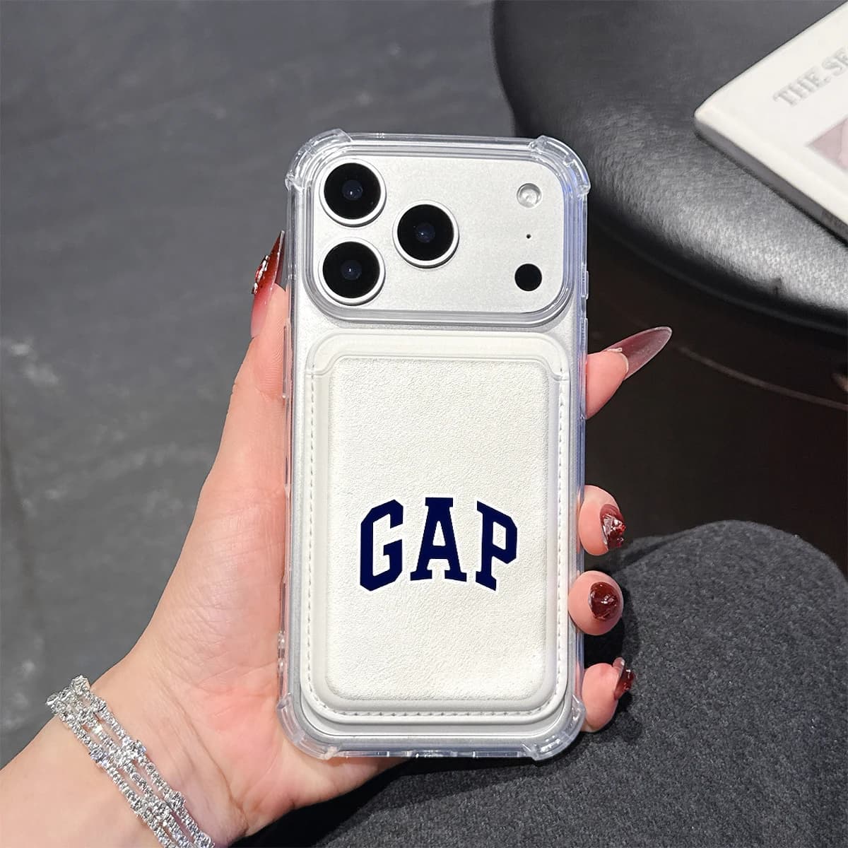 Custodia per telefono G-GAPS con logo per iPhone 17 16 15 14 13 Pro Max Plus, con tasca portafoglio, trasparente in morbido TPU, compatibile con custodie magnetiche