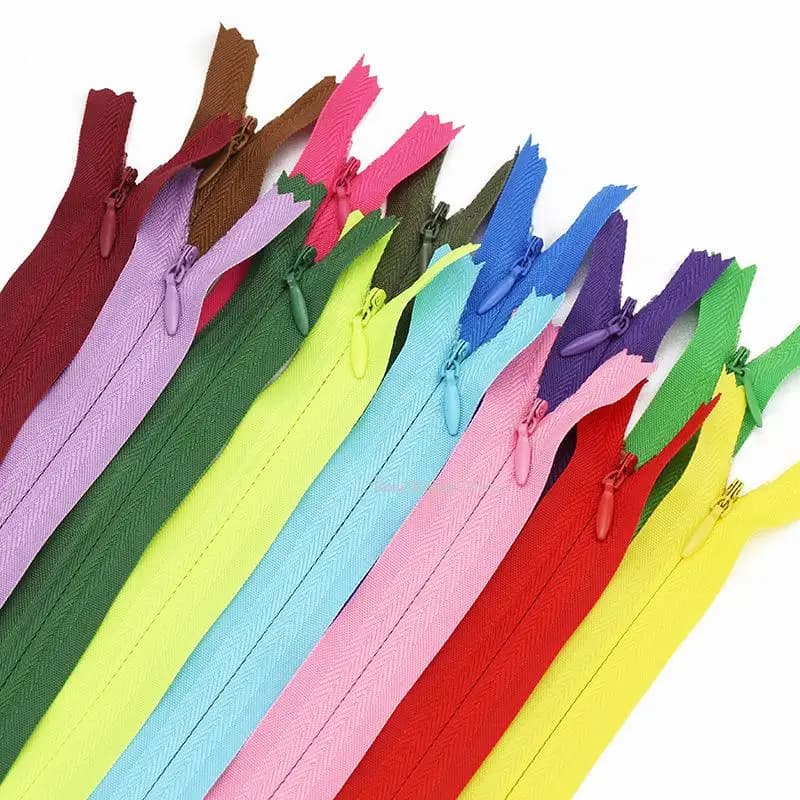 Cerniere in Nylon da 10 pezzi 18/25/30/40/50/60Cm di lunghezza 24 colori con vari cursori con cerniera per accessori per cucire e abbigliamento