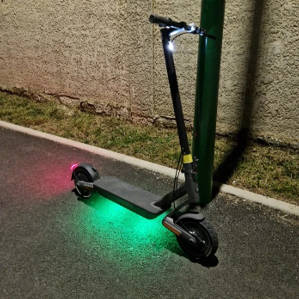 Luci stroboscopiche per scooter a LED RGB Posizione flash a LED per bici Luce wireless Aereo Aereo Elicottero Luci di avvertimento Accessori
