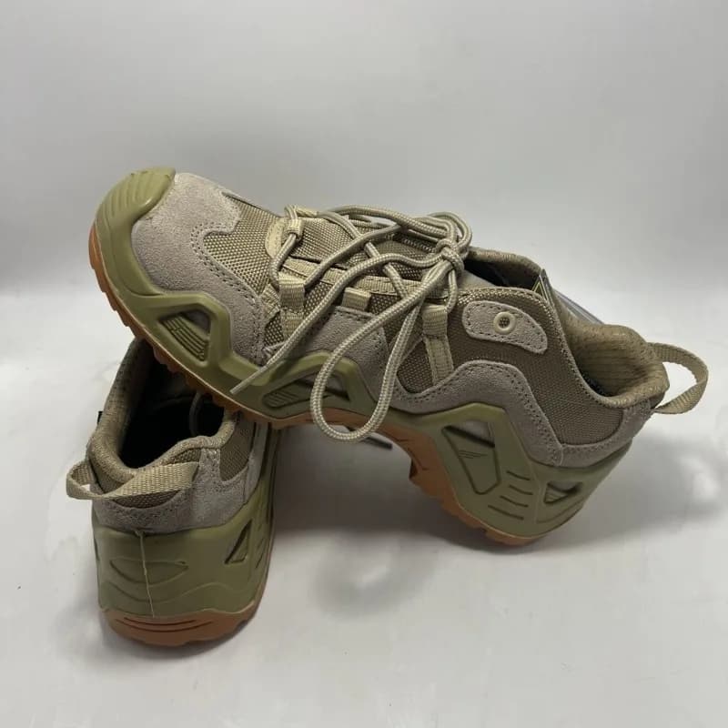 Professional Trekking Men Boots Anti-Slippery Outdoor Hiking Shoes Wearable Tactical Shoes Lacing Hiking Trainers Walking Boots