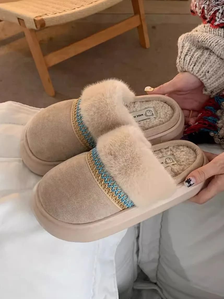 Ethnic Style Cotton Slippers Women's Outdoor Versatile Anti-Slip Thick Bottom Winter Fashion Casual Home Moon Shoe