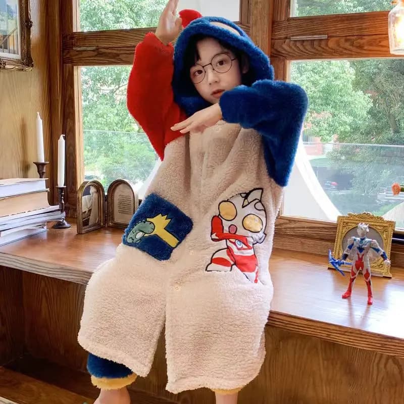 Accappatoio in pile con cappuccio per ragazzi, stampa Anime Ultraman, pigiama invernale caldo in morbido peluche, abbigliamento da notte e da casa per bambini, stile Kawaii