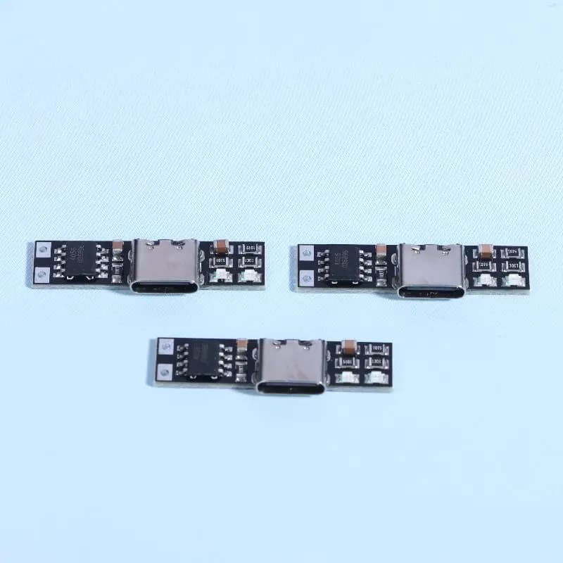 DC 3.7V DC 3.7V Battery Charger Module 1A 4.2V Ultra-small interface charging module type C