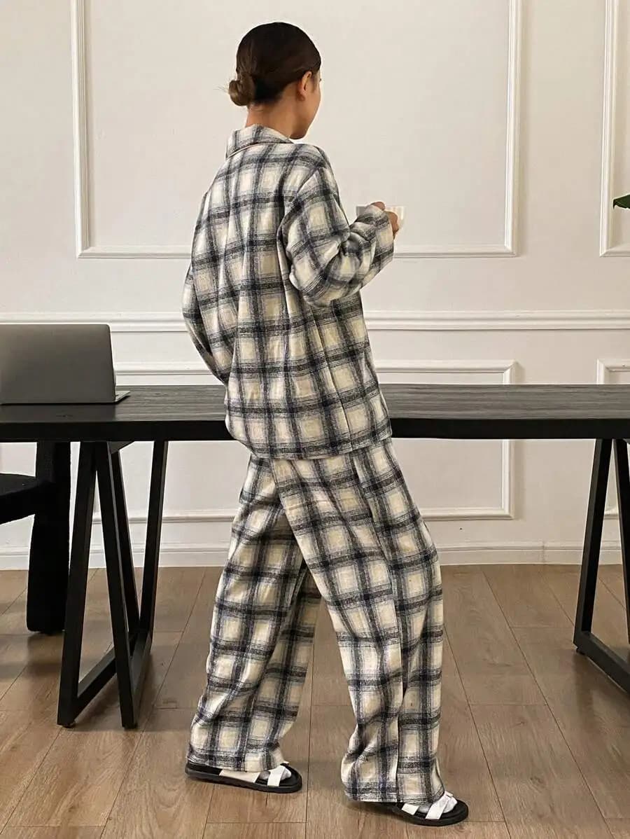Women Lapel Collar Long Sleeve Plaid Loose Pajama Set