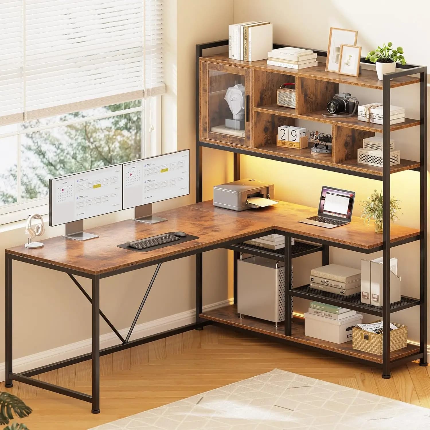 Scrivania a L per Computer 58 Pollici con Luce LED e Ripiani Portaoggetti, per Casa e Ufficio, Stile Rustico Marrone, Personalizzabile