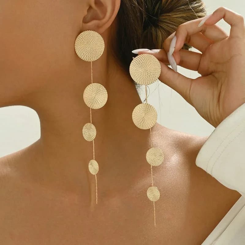 1 pair of round earrings, exaggerated personality, fashion trend earrings, disc earrings, fringed design, classic innovation, hot sale