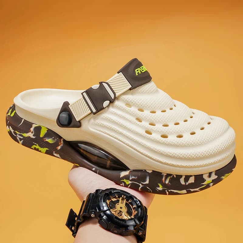 Unisex Summer Shoes Casual Clogs for Men Fashion Thick-bottom EVA Sandals Lightweight Quick-dry Beach Shoes Outdoor Slippers