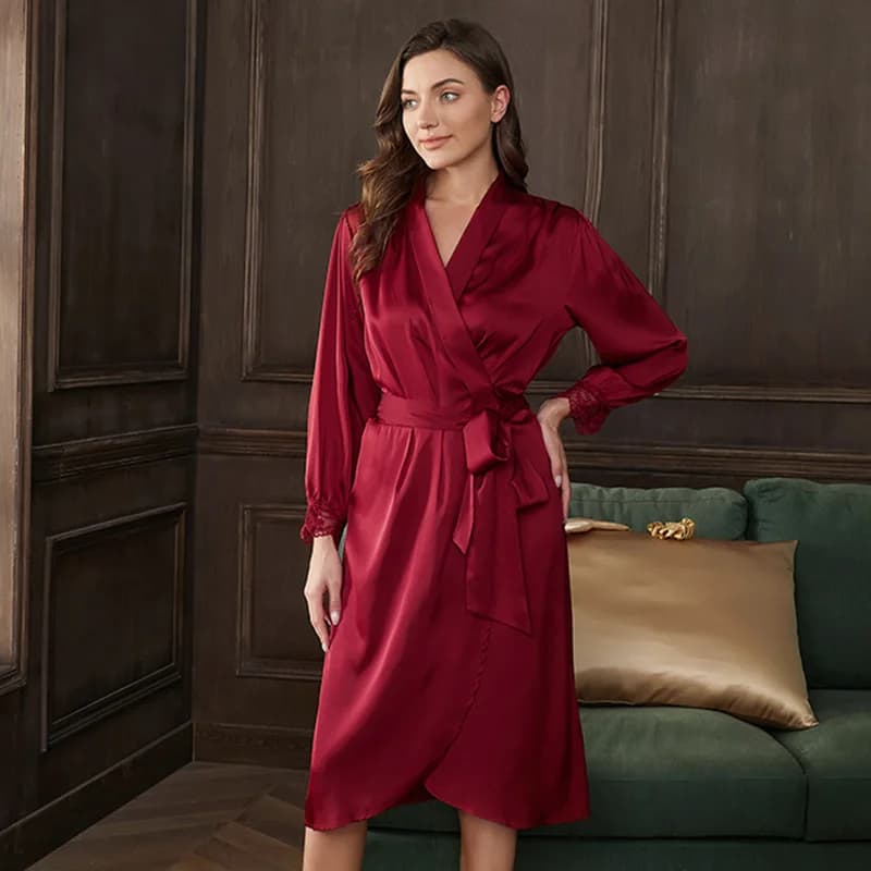 New sexy pajamas nightdress in casual silk simple cardigan bathrobe with V-neck laces wholesale