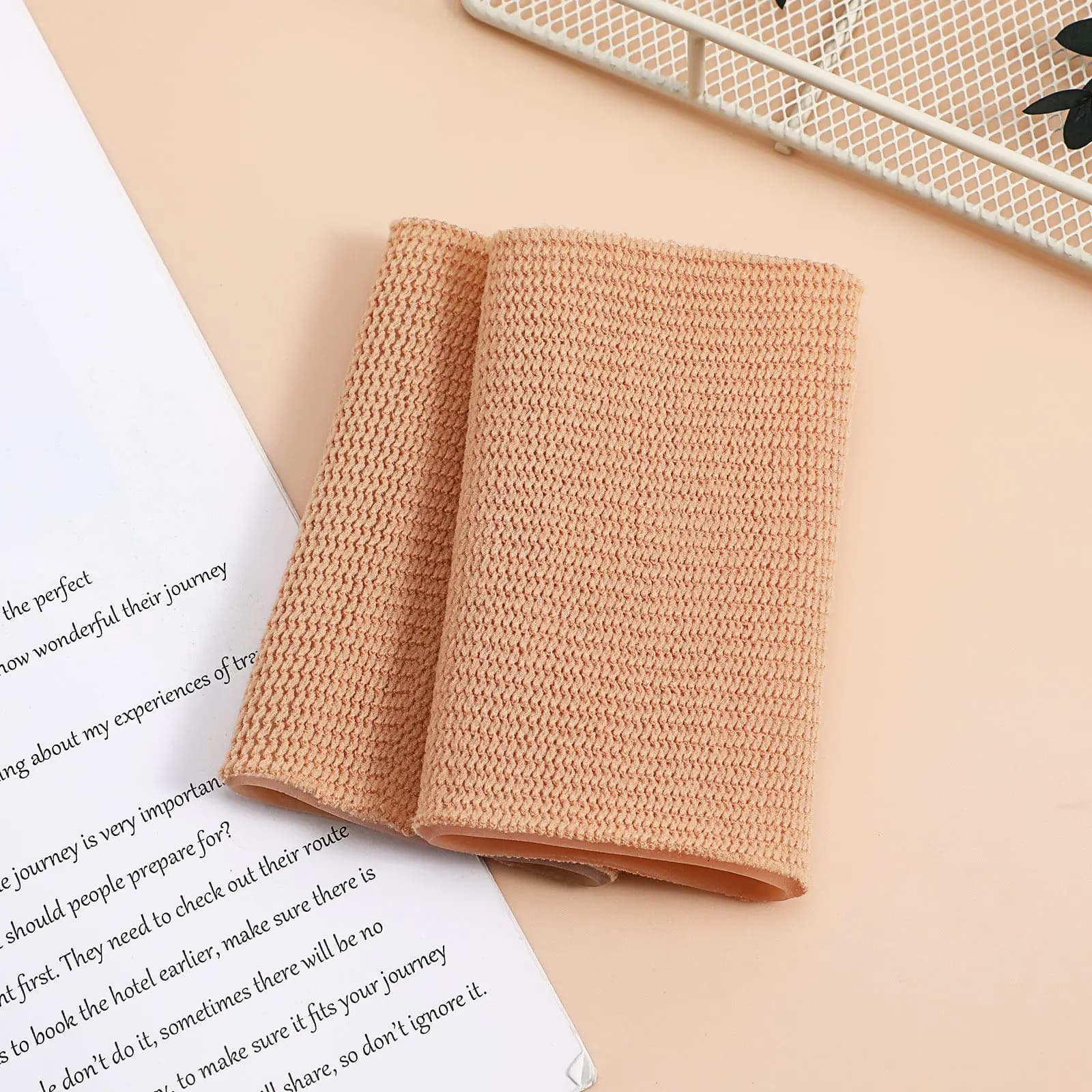 2 Pezzi Supporti Elastici per Caviglia, Protezioni Sportive Resistenti all'Usura, Leggere e Protettive, Adatte per Uomini e Donne