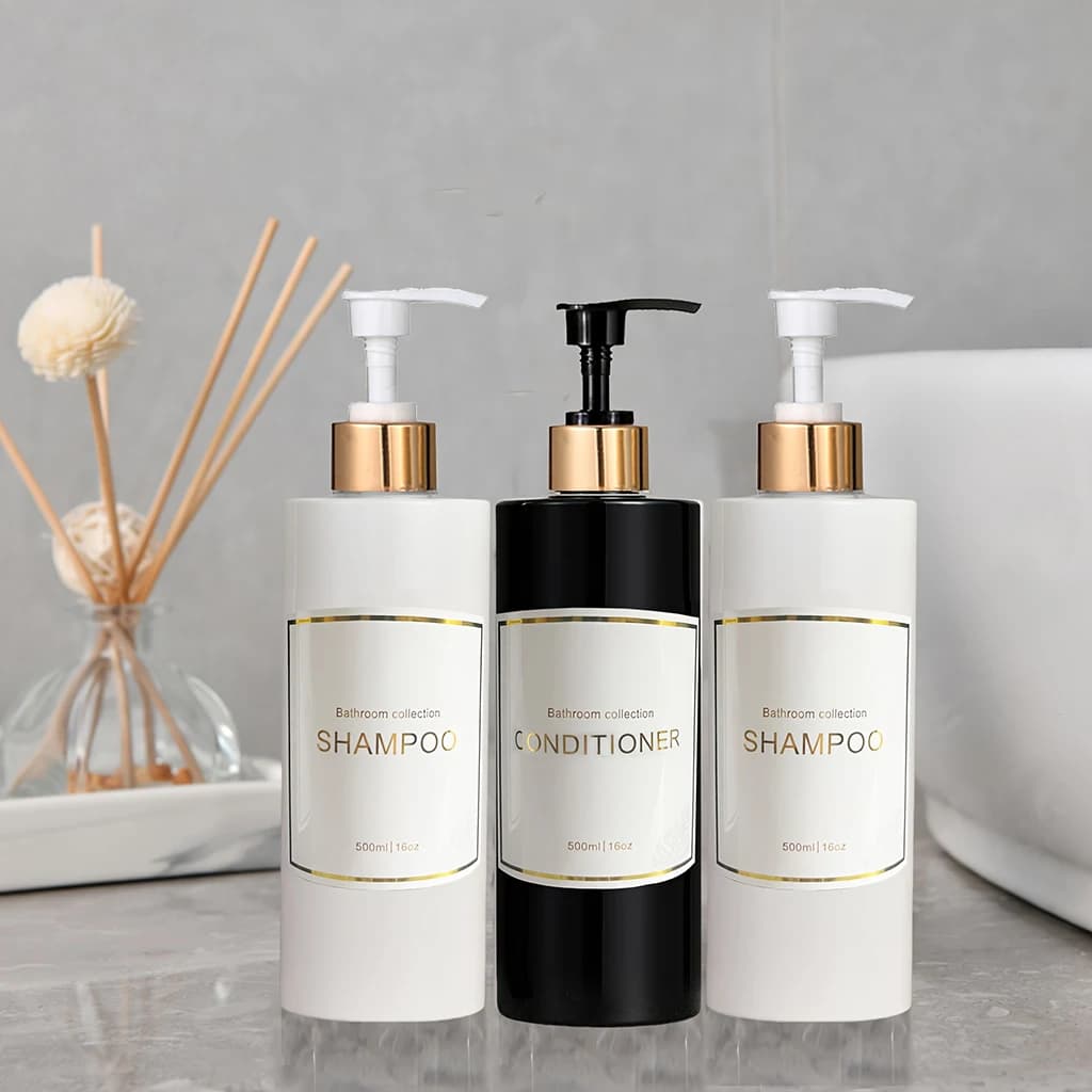 Set di dispenser di sapone da appoggio da 3 pezzi Bottiglie di sapone per doccia con pompa ed etichette Dispenser per il lavaggio del corpo facili da ricaricare